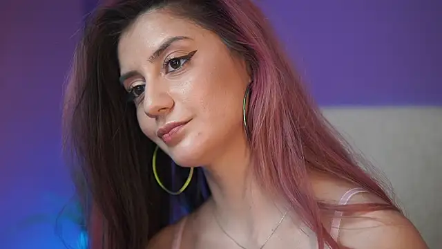 SabrinaHope online show from April 7, 4:47 am