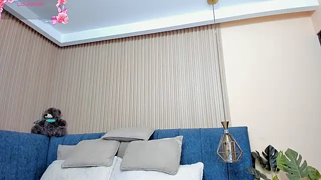 kathecute   online show from April 2, 1:36 am