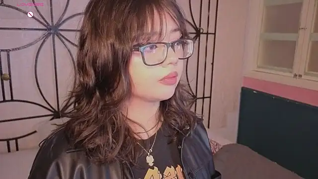 Snapshot of missy_taylor_ chatting on October 19, 12:51 pm missy taylor online show from October 19, 12:51 pm