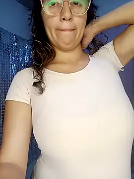misshiccups online show from September 17, 3:37 am