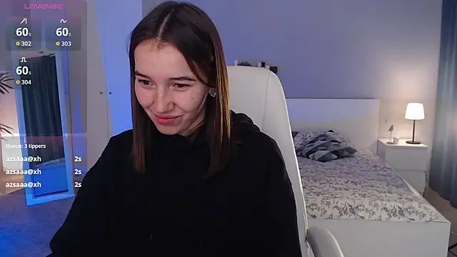 Bellla Haddid online show from September 26, 1:47 am