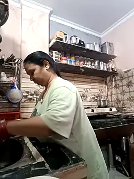 Snapshot of Kavya_kapoor chatting on October 31, 5:20 am Kavya kapoor online show from October 31, 5:20 am