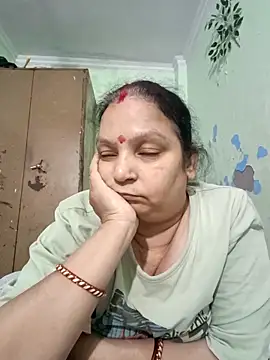 Snapshot of Kavya_kapoor chatting on October 1, 8:41 am Kavya kapoor online show from October 1, 8:41 am