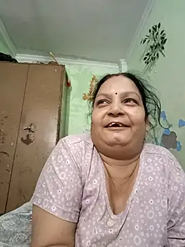 Snapshot of Kavya_kapoor chatting on September 10, 5:57 pm Kavya kapoor online show from September 10, 5:57 pm