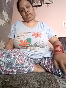 Snapshot of Kavya_kapoor chatting on October 29, 4:39 am Kavya kapoor online show from October 29, 4:39 am