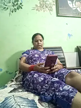 Snapshot of Kavya_kapoor chatting on October 20, 6:33 pm Kavya kapoor online show from October 20, 6:33 pm