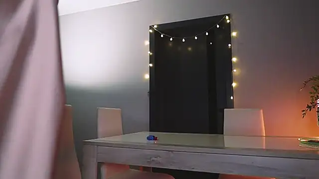 Call Yes online show from November 24, 8:33 pm