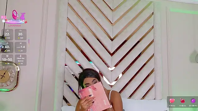 Snapshot of Lola_King chatting on September 25, 5:06 am Lola King online show from September 25, 5:06 am