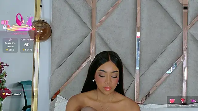 Lola King online show from December 13, 7:53 pm