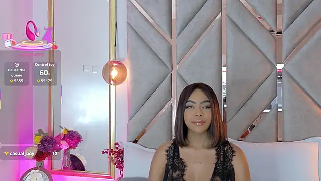 Lola King online show from November 15, 4:35 am