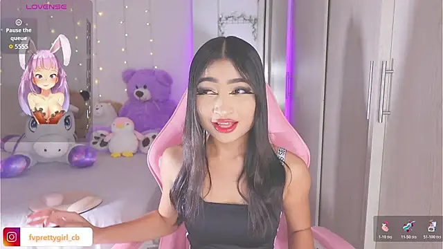 urfavprettygirl online show from October 21, 7:45 am