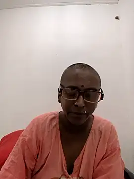 mamakarma1403 online show from June 15, 3:51 am