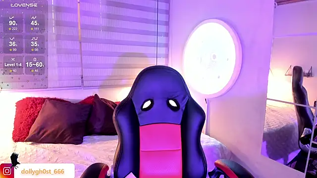 Ghosty Doll online show from April 15, 8:20 pm