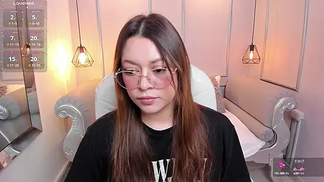 Snapshot of Lanna18 chatting on October 1, 12:10 pm Lanna18 online show from October 1, 12:10 pm