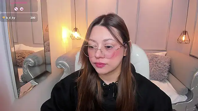 Snapshot of Lanna18 chatting on October 8, 12:20 pm Lanna18 online show from October 8, 12:20 pm