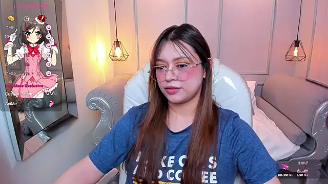 Lanna18 online show from September 10, 1:44 pm