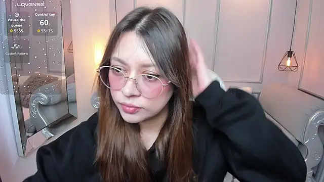 Snapshot of Lanna18 chatting on October 31, 11:47 am Lanna18 online show from October 31, 11:47 am