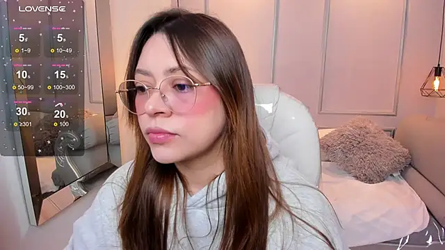 Snapshot of Lanna18 chatting on September 27, 12:01 pm Lanna18 online show from September 27, 12:01 pm