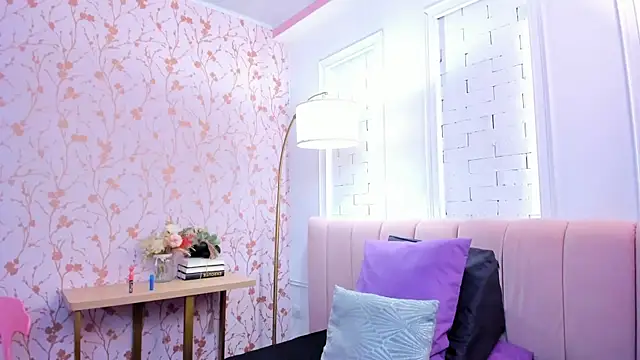 Snapshot of amber-hill chatting on September 8, 7:02 pm amber-hill online show from September 8, 7:02 pm