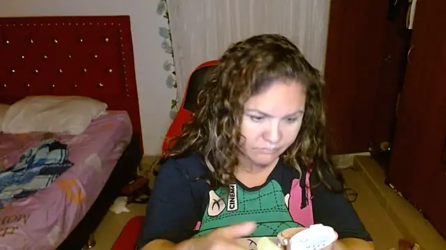 helenca43 online show from January 7, 10:07 am