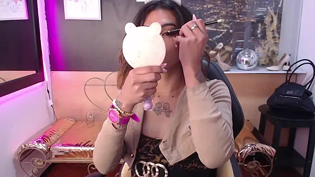 Dy Hanna online show from October 30, 9:27 pm