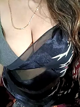 Snapshot of Beautyy38 chatting on October 5, 12:21 pm Beautyy38 online show from October 5, 12:21 pm