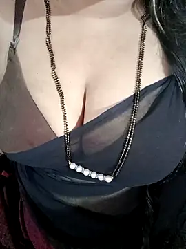 Snapshot of Beautyy38 chatting on October 20, 3:42 am Beautyy38 online show from October 20, 3:42 am