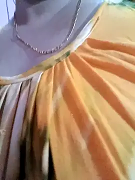 Snapshot of Beautyy38 chatting on November 2, 4:27 am Beautyy38 online show from November 2, 4:27 am