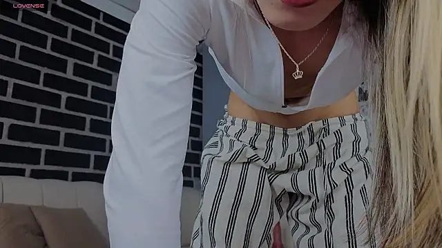 Goddivaa online show from March 12, 12:46 am