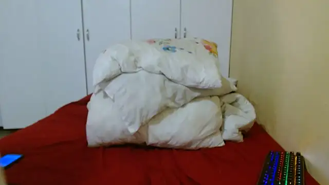 Snapshot of kittydollyx02 chatting on September 27, 12:01 pm kittydollyx02 online show from September 27, 12:01 pm