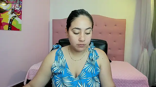 lizzaxs online show from October 10, 1:05 pm