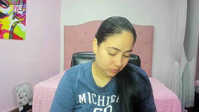 lizzaxs online show from October 16, 1:14 pm