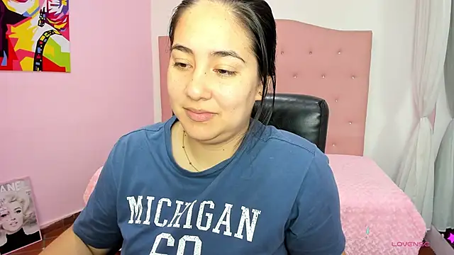 lizzaxs online show from October 25, 1:41 pm