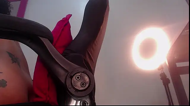 DirtyNaughXX online show from September 12, 5:08 am