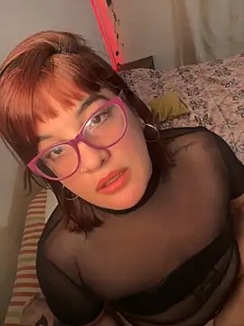 reinamomo73 online show from October 14, 2:36 am