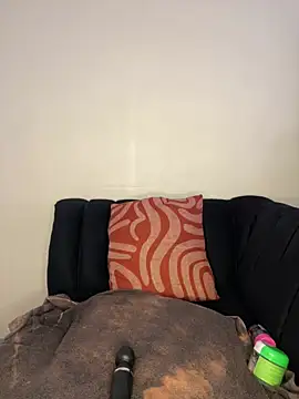 UnstuckCreatin online show from April 6, 9:32 am