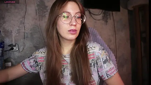 Snapshot of ms_allison_w chatting on October 31, 1:48 pm ms allison w online show from October 31, 1:48 pm