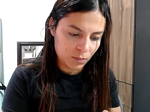 lindacutferrer online show from September 22, 8:07 pm
