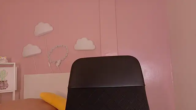 Snapshot of briannajackson_ chatting on October 24, 7:54 pm briannajackson  online show from October 24, 7:54 pm