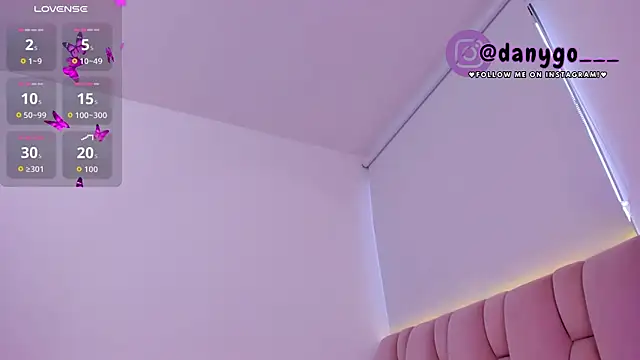 Snapshot of ZarianaEvanz chatting on September 23, 9:24 pm ZarianaEvanz online show from September 23, 9:24 pm