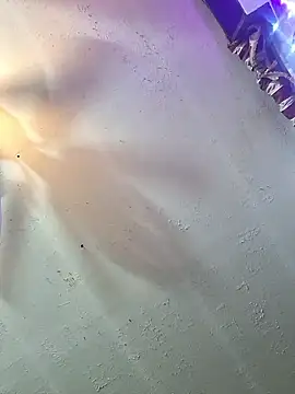 In2itvegassstyle online show from January 16, 4:30 am