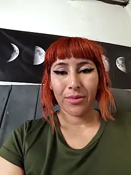 florecita9 online show from October 16, 9:28 pm