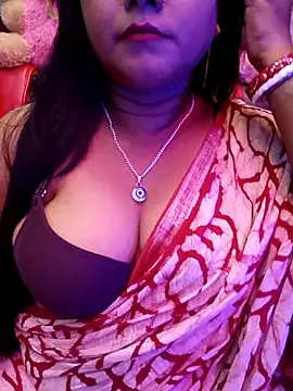 Snapshot of ella_mariya chatting on October 14, 11:02 am ella mariya online show from October 14, 11:02 am