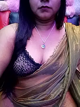 Snapshot of ella_mariya chatting on October 6, 6:02 pm ella mariya online show from October 6, 6:02 pm