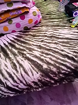 Snapshot of ella_mariya chatting on October 20, 3:15 pm ella mariya online show from October 20, 3:15 pm