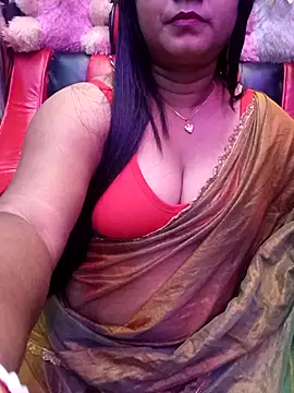 Snapshot of ella_mariya chatting on October 23, 6:47 pm ella mariya online show from October 23, 6:47 pm