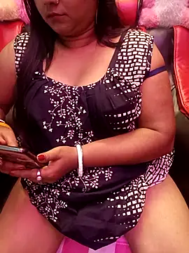 Snapshot of ella_mariya chatting on September 20, 7:12 pm ella mariya online show from September 20, 7:12 pm