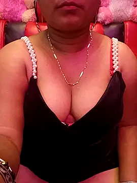 Snapshot of ella_mariya chatting on September 25, 7:12 pm ella mariya online show from September 25, 7:12 pm