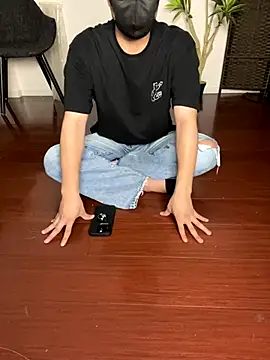 Snapshot of JP-MINT_oO_investigation_ chatting on October 10, 2:33 pm JP-MINT oO investigation  online show from October 10, 2:33 pm