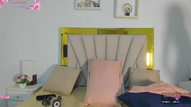 Snapshot of vahiolet_fuentes chatting on September 25, 4:00 am vahiolet fuentes online show from September 25, 4:00 am